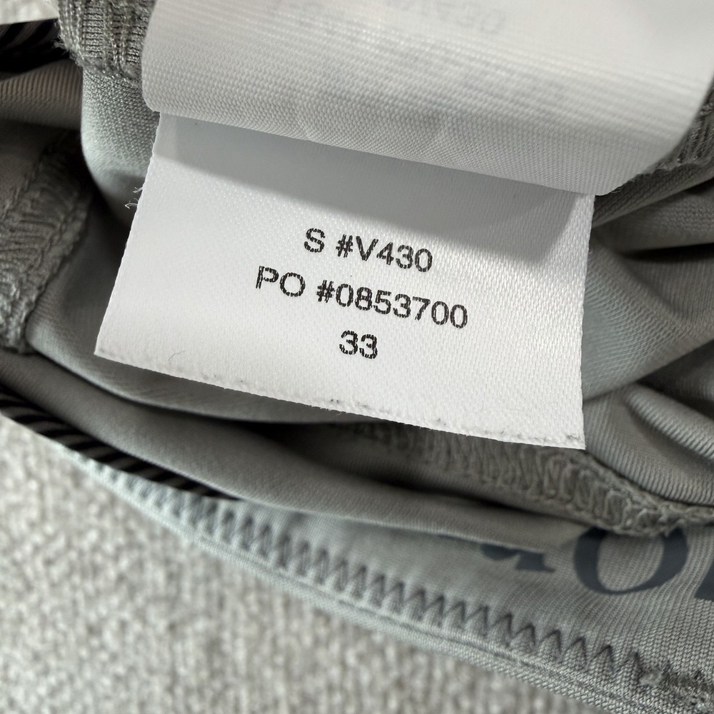 Vuori Men's Cascade Tech Chino Pants Fog Gray Size 33 - Picture 5 of 10